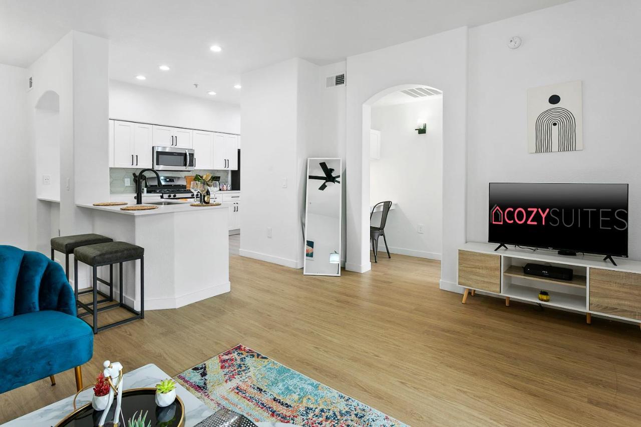 Cozysuites Glendale By The Stadium With Pool 03 Bagian luar foto
