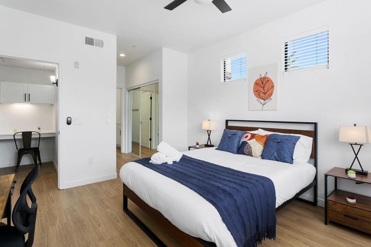 Cozysuites Glendale By The Stadium With Pool 03 Bagian luar foto