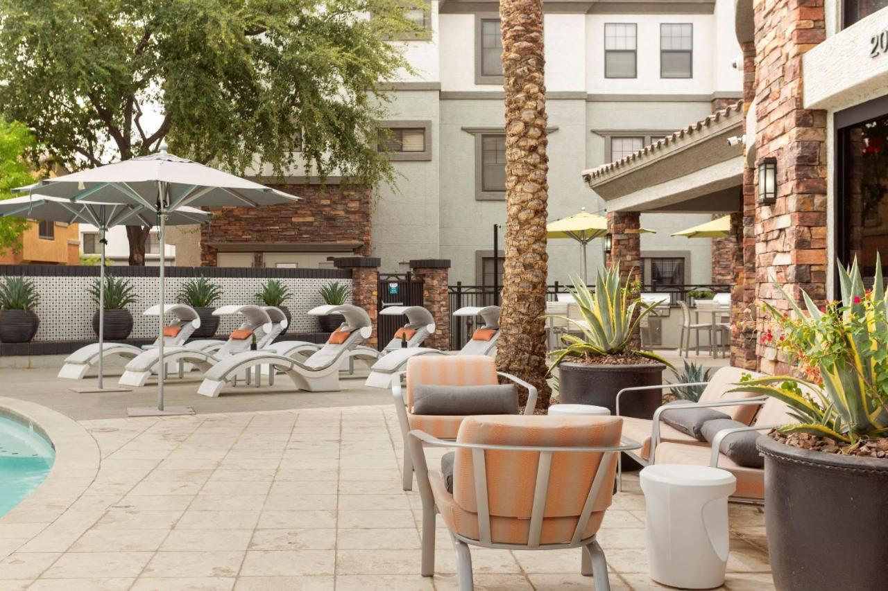Cozysuites Glendale By The Stadium With Pool 03 Bagian luar foto