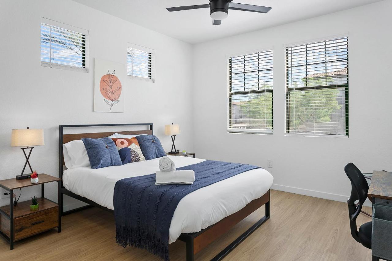 Cozysuites Glendale By The Stadium With Pool 03 Bagian luar foto